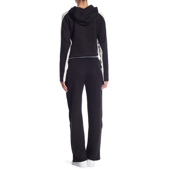 Romeo & Juliet Couture Snap Button Sweatpants - Picture 3 of 5